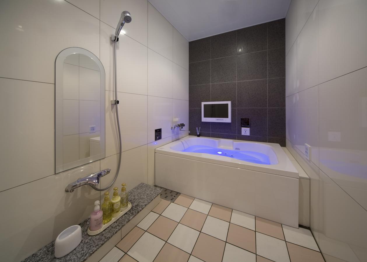 Jewel Hotel Luxury Modern (Adults Only) Miyoshi  Esterno foto